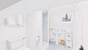 Photo 17- click for photo gallery